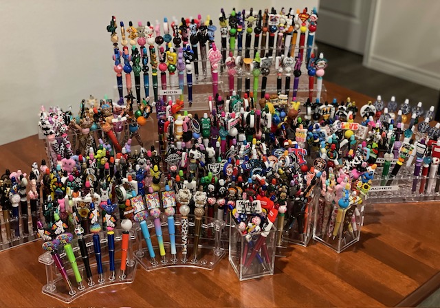 LIVE Pen, bottle opener, wine topper, box cutter Claim