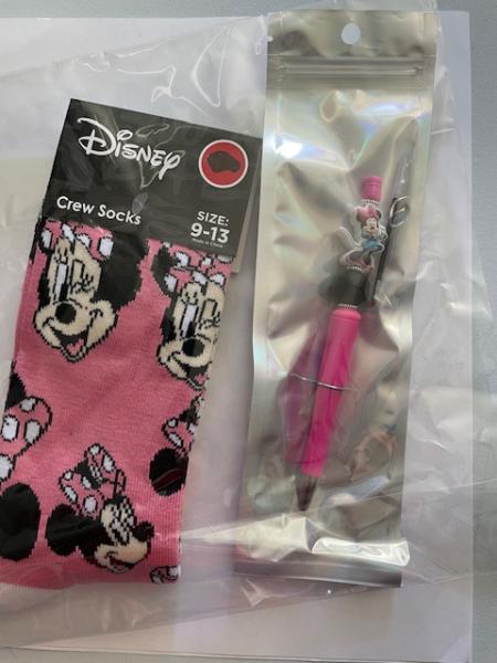Gift Pack - Minnie Mouse socks and beaded pen