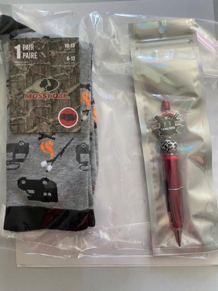Gift Pack - Grilling Socks and beaded pen