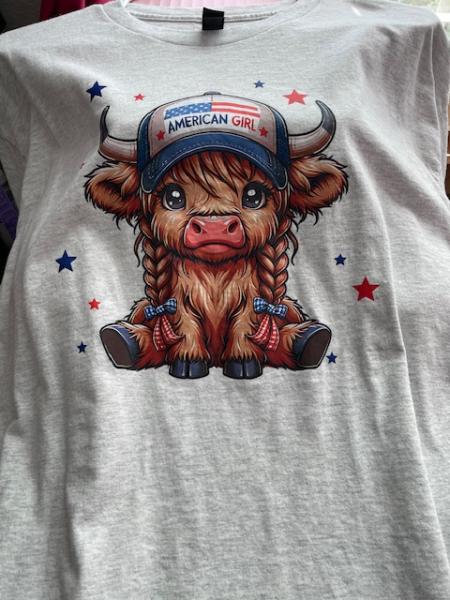 Gildan - XL Adult Short Sleeve T-Shirt - American Girl cow on Ash